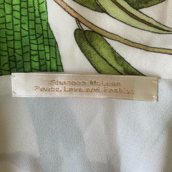 Shannon McLean Floral Button-Down Top - Picture 2 of 4